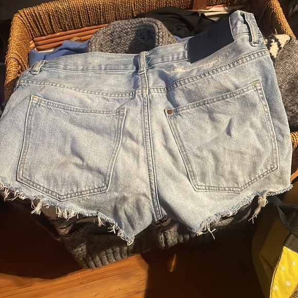 Denim shorts - Picture 2 of 4